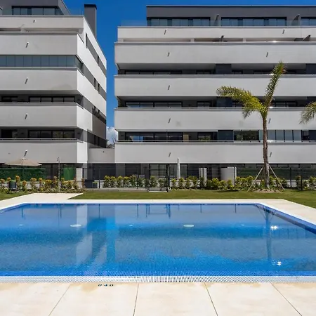 Beachclose With Pool In By Costarentals - Ref 173 Lejlighed Torremolinos